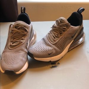 Tan Nike air 270   Size 8